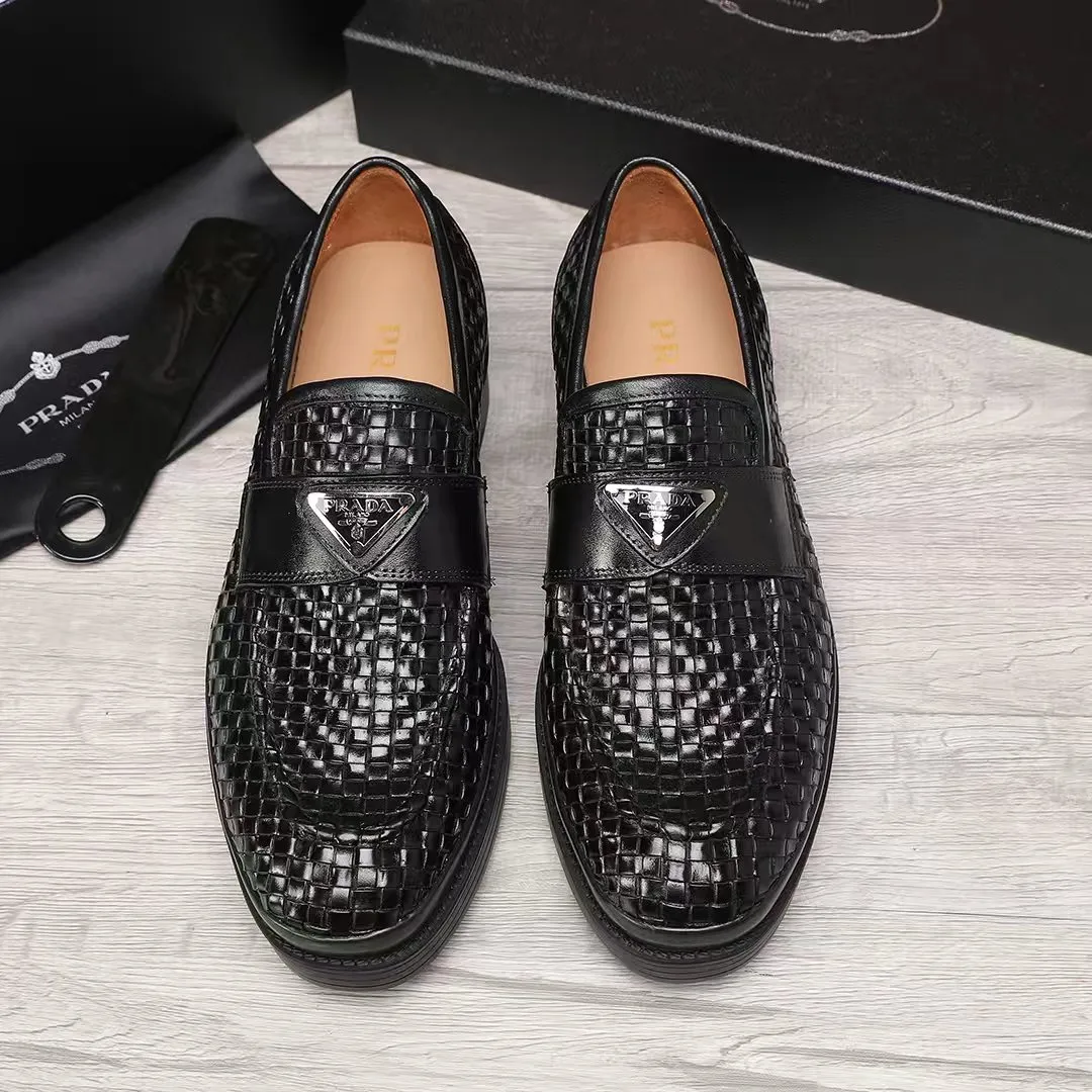 Men's shoes 💰620 💰💰🎩🎩【Prada】Counter 1:1⬆️original reproduction, absolute quality🆗original outsole, high-quality imported rubber, wear-resistant and non-slip, never degummed, upper material: imported first-layer cowhide➕anti-slip foam outsole, official website material, inner material: water-dyed leather lining, 6 colors available! Code number 38-45